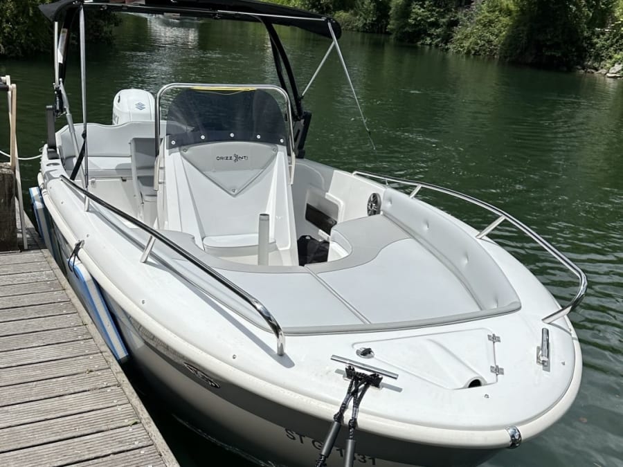Location de bateau avec permis 8 pers. Grand Port Aix-les-Bains