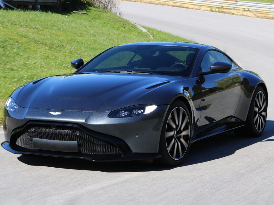 Stage pilotage Aston Martin V8 Vantage 2 Circuit de Magny-Cours