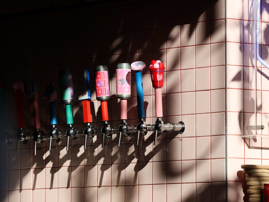 Brique Machine à Paris 2ème