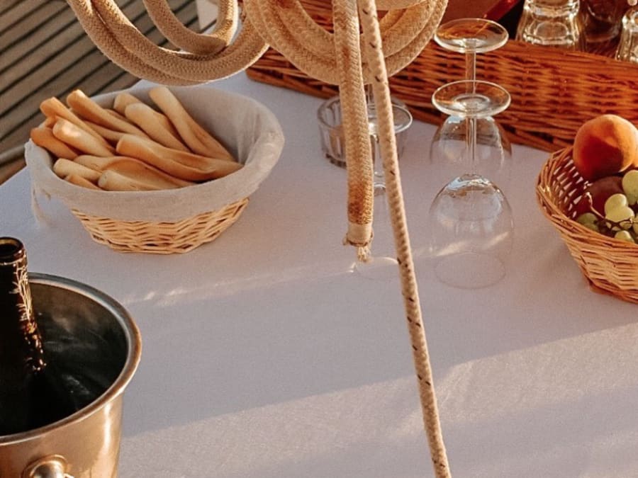 Croisière en voilier au coucher du soleil sur Eleanor Mary (13)
