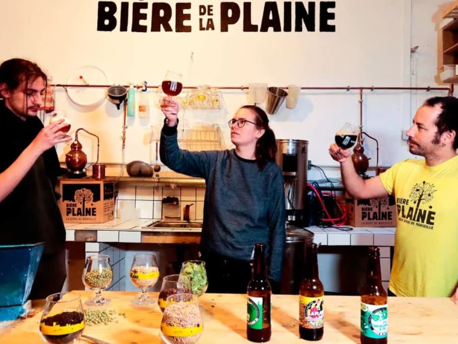 Brewing initiation day in Marseille 6th district