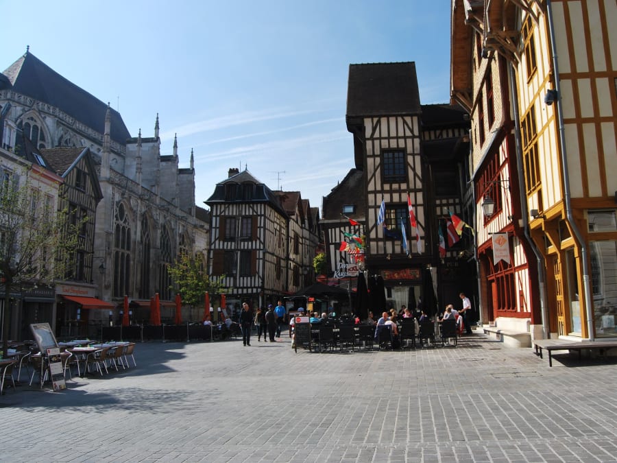 Team Building rallye urbain à Troyes (10)