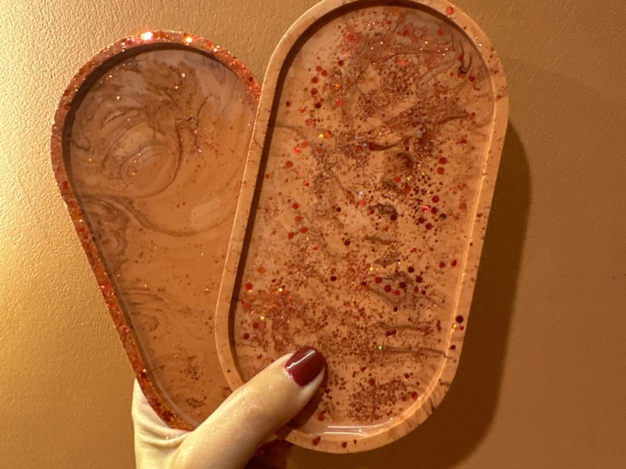 Taller de creación de objetos Jesmonite en Mónaco (98)