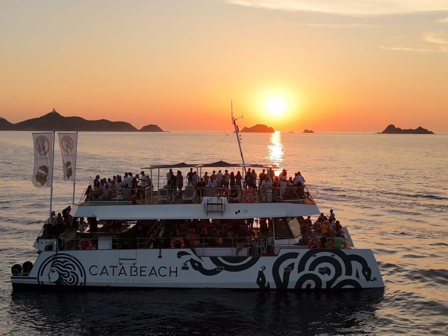 Sunset Music Live cruise to the Sanguinaires Islands in Ajaccio 