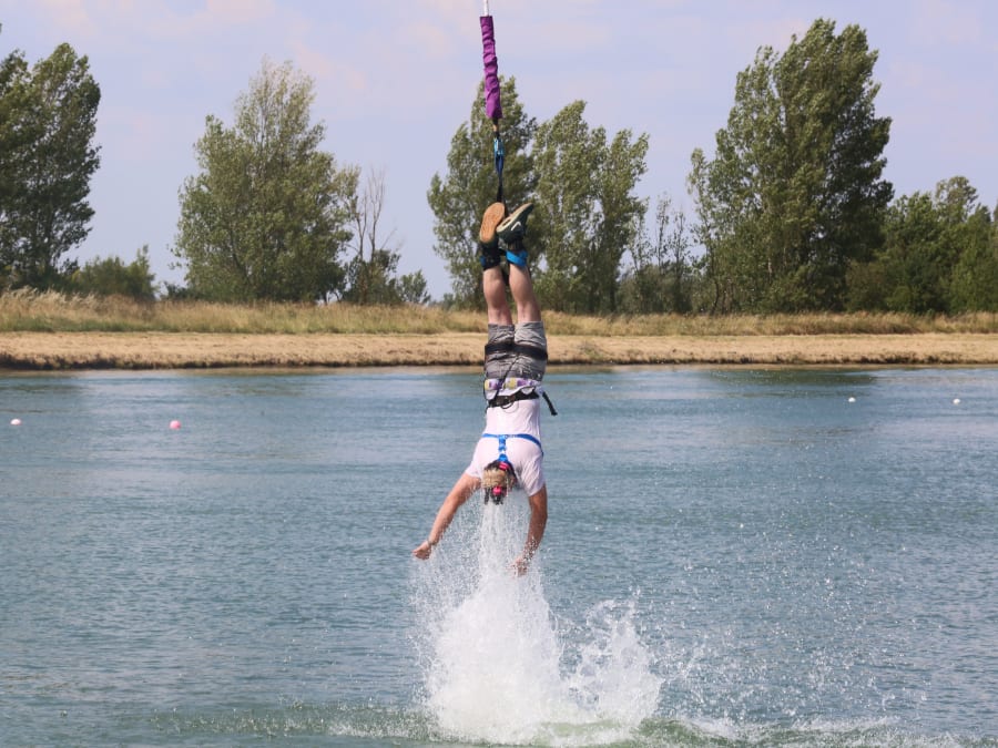 Saut à l'élastique du Pont Napoléon à Luz-Saint-Sauveur (65)
