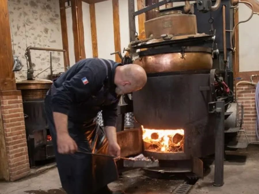 Distillery visit & Tasting of 10 spirits (51)