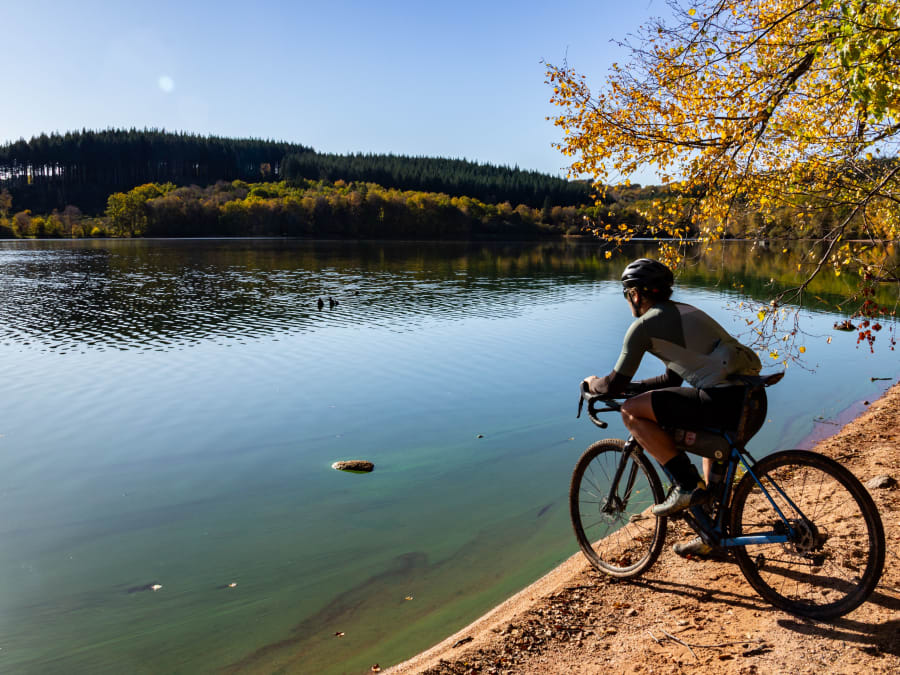 Team Building à vélo Gravel dans le Morvan