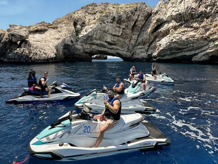 Escursione in moto d'acqua alle Isole Margarita con partenza da San Antonio (Ibiza)