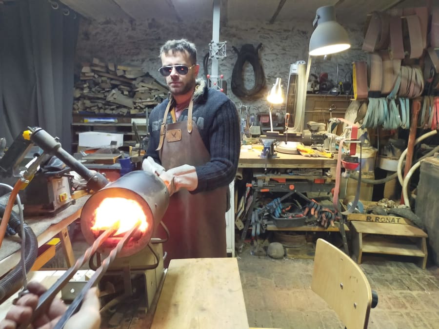 Paring knife workshop in Villiers-Adam (95)