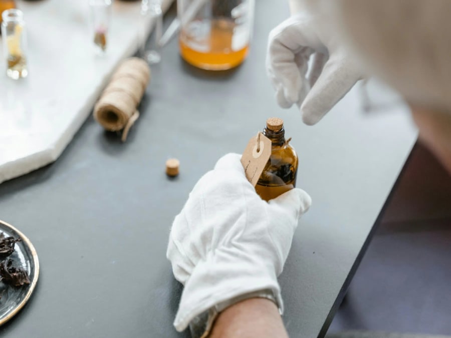 Atelier Fabrication de Parfums et apéro à Fabrègues (34)