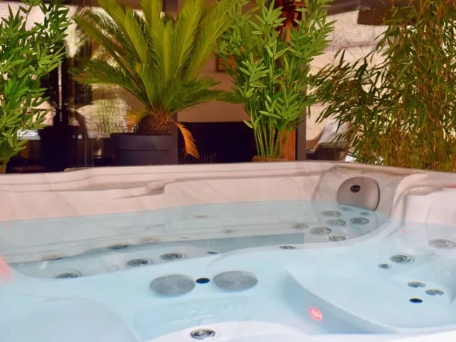 Spa privatif à l'Hôtel le Trophée à Deauville (14)