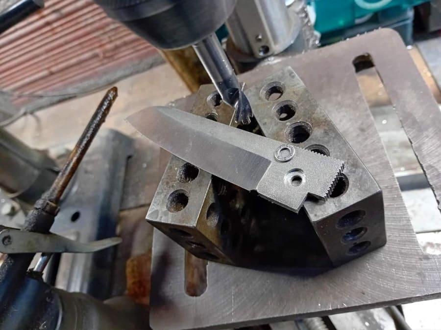 2-Day Workshop on Making a Custom Knife in Clermont (40)