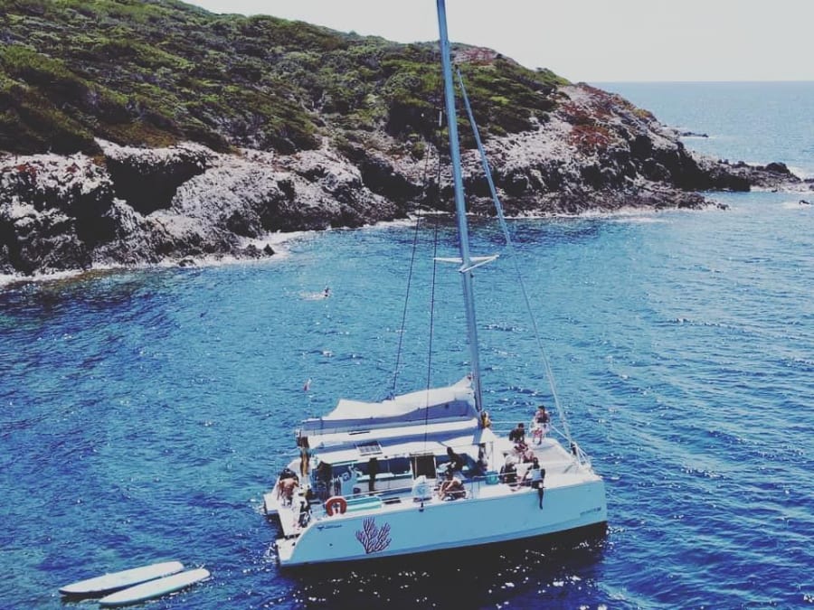 Crucero privado en catamarán por Hyères (83)