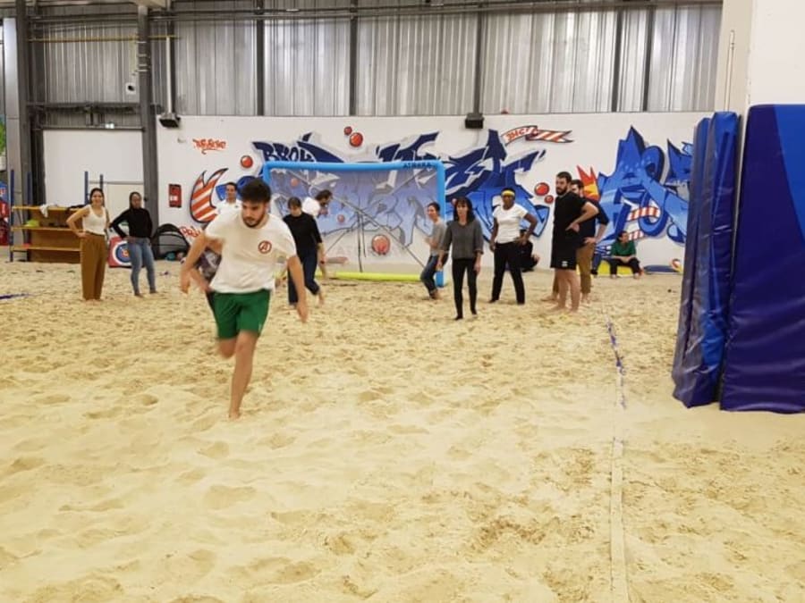 Team Building Plage en intérieur à Paris