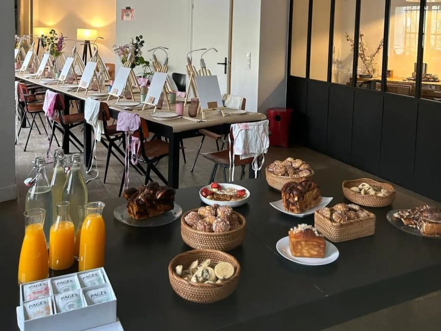 Team Building Atelier Peinture & Goûter gourmand ou vin à Paris