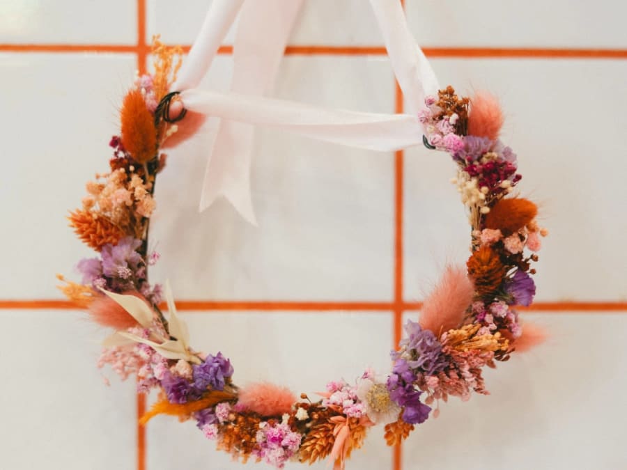 Atelier couronne de tête en fleurs séchées à domicile à Nantes