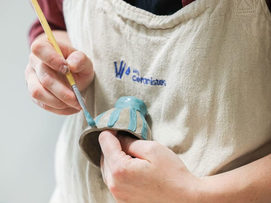 Un día de iniciación al torno alfarero y al modelado en el distr