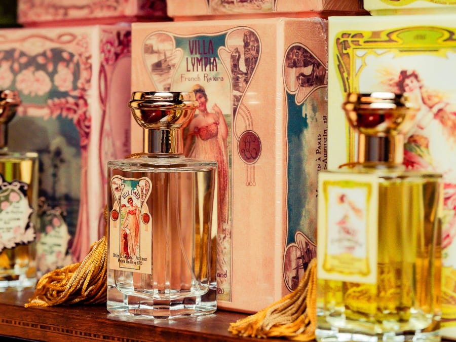 Team Building Initiation à la parfumerie à Lyon (69)