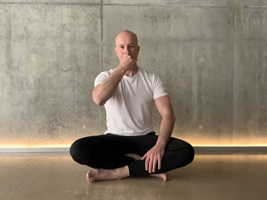 Cours De Yoga À Arbent (01)