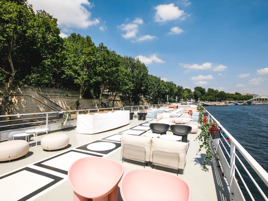 Soirée péniche clé en main à Paris (75)