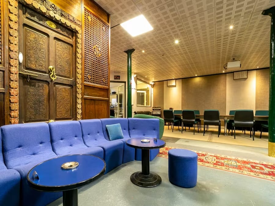 Cross Liner à Paris 8ème