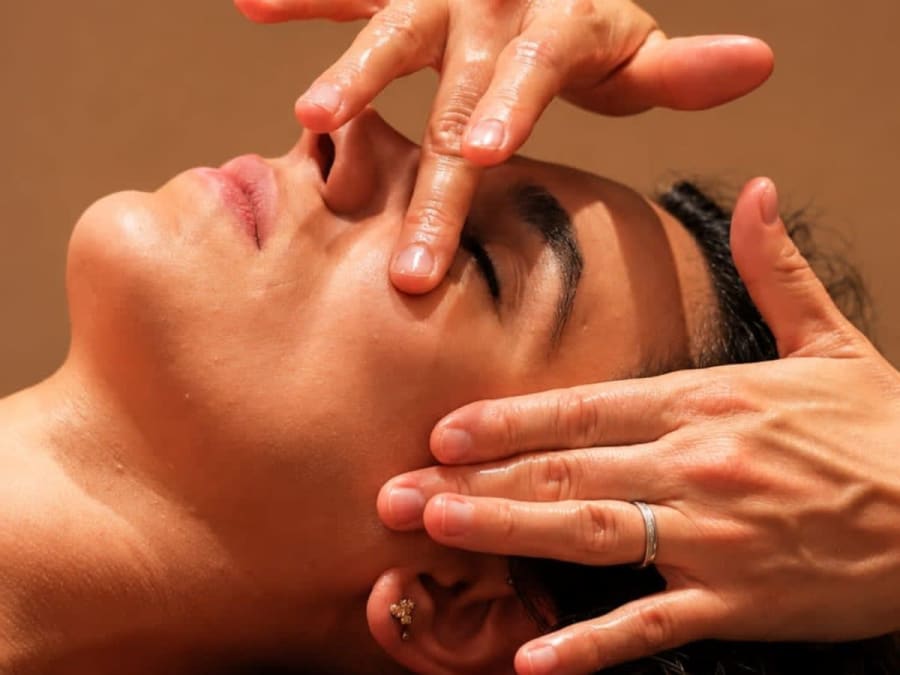 Massage drainant corps et visage à Sommières (30)