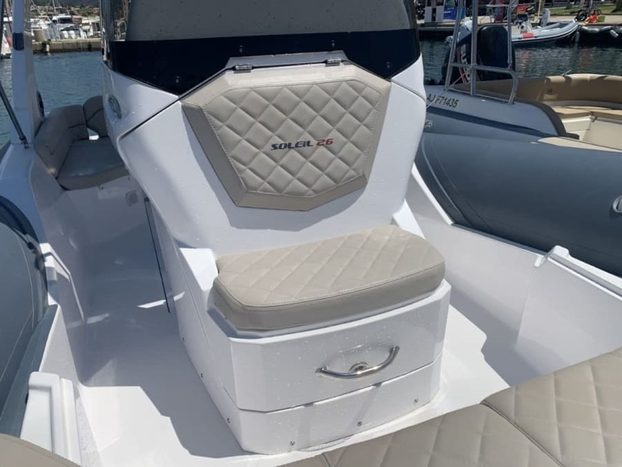 Location de bateau 14 pers. à Propriano (20)