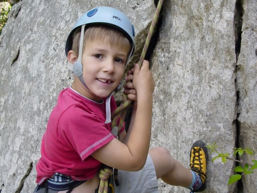 Climbing the Gorges du Chassezac in Ardèche (07)