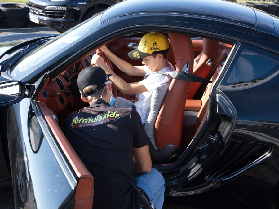 Lamborghini driving experience for children in Trappes (78)