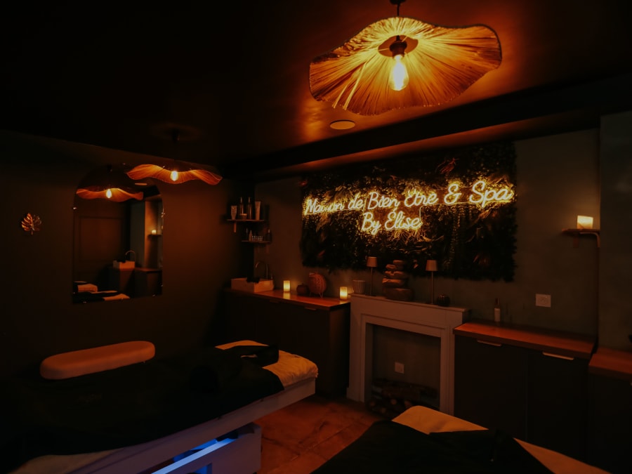 Gommage du corps à Saint-Seine-l'Abbaye (21)