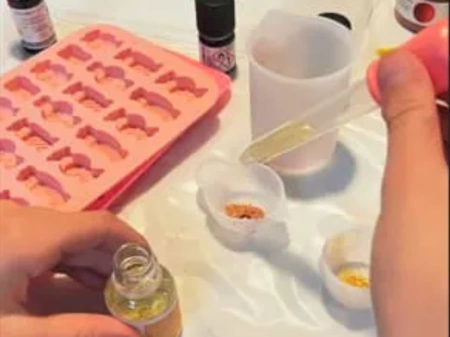 Anniversaire "Cupcakes de Bain en Savon" 8-14 ans à domicile