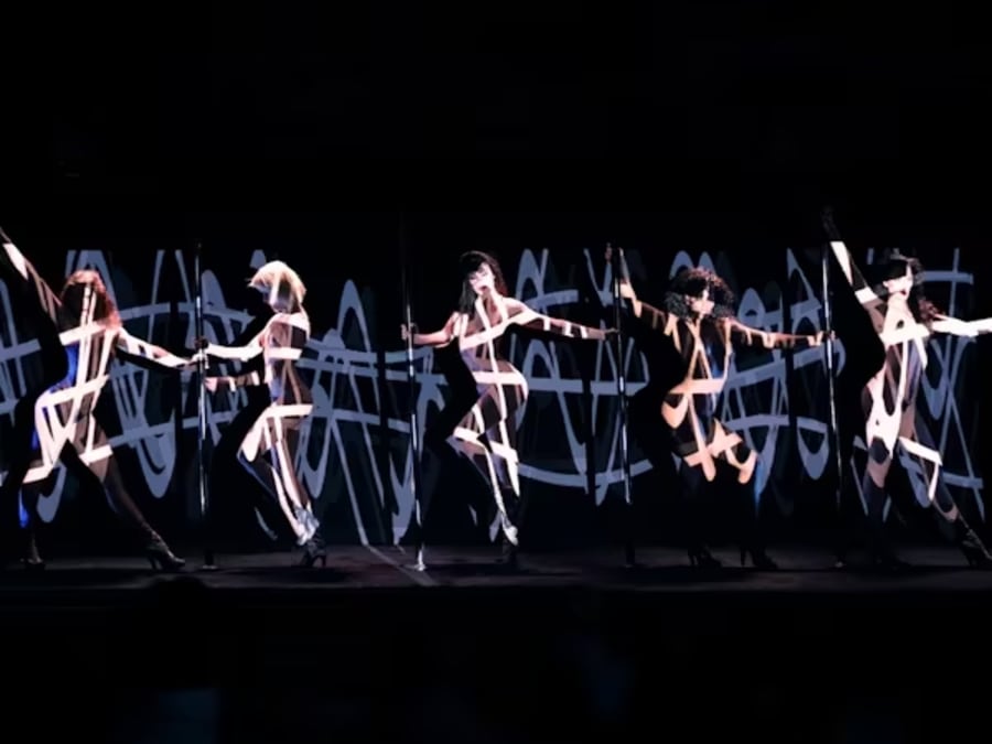 Tickets for the Crazy Horse show in Paris 8th arrondissement