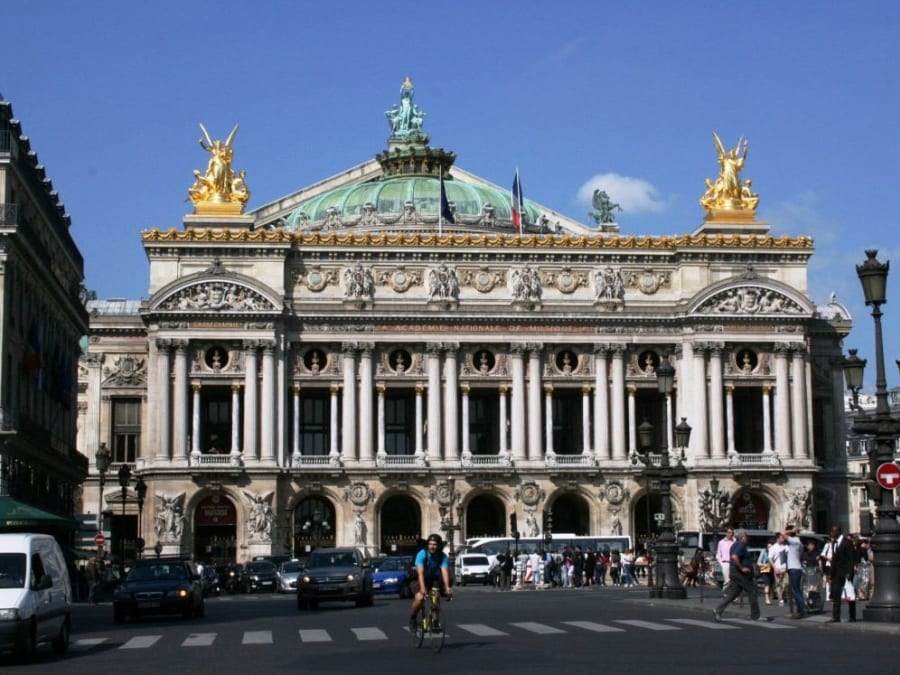 Team Building Enquête culturelle dans le quartier de l'Opéra