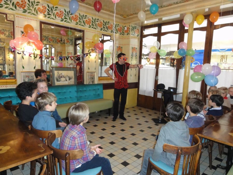 Anniversaire Magie 7-10 ans : un professionnel à domicile (IDF)