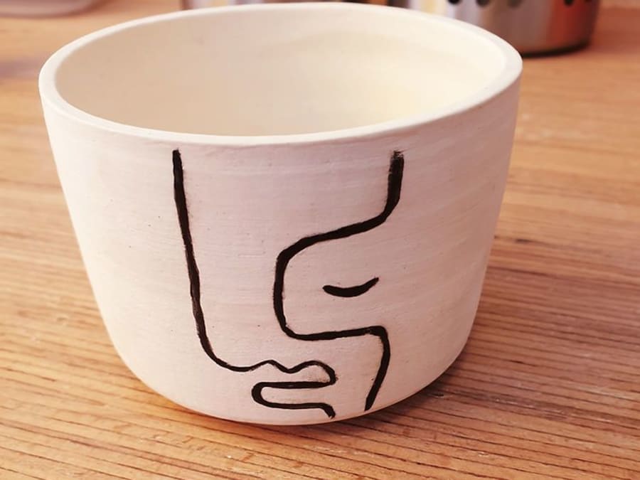 Atelier peinture sur céramique & brunch à Paris 16ème