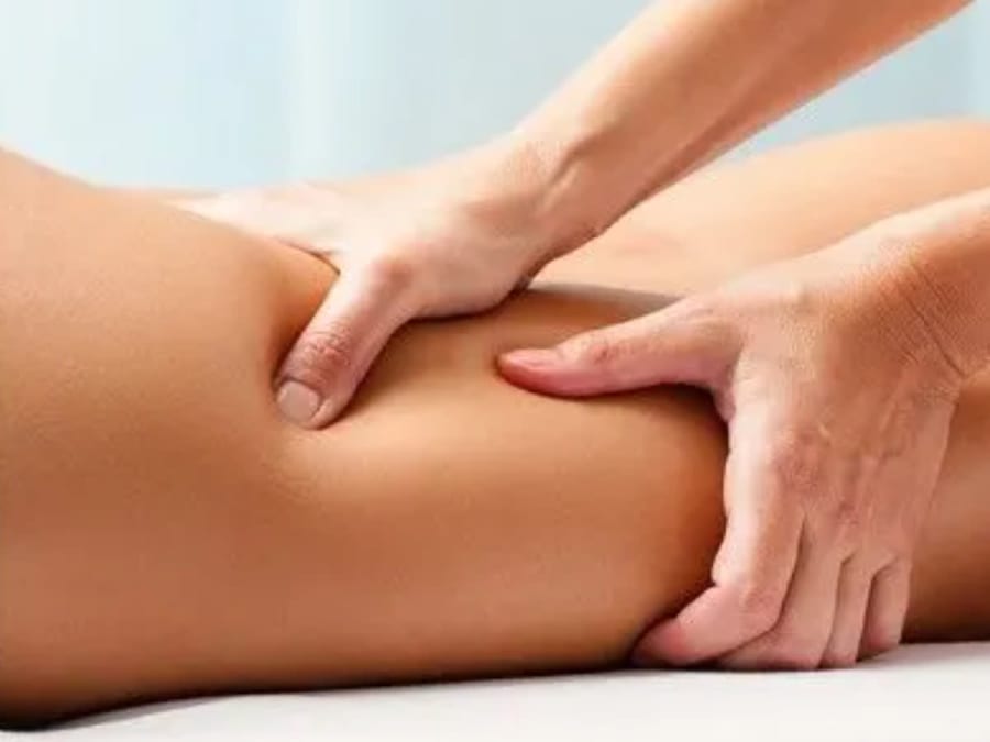 Massage deep tissue du dos à Romainville (93)