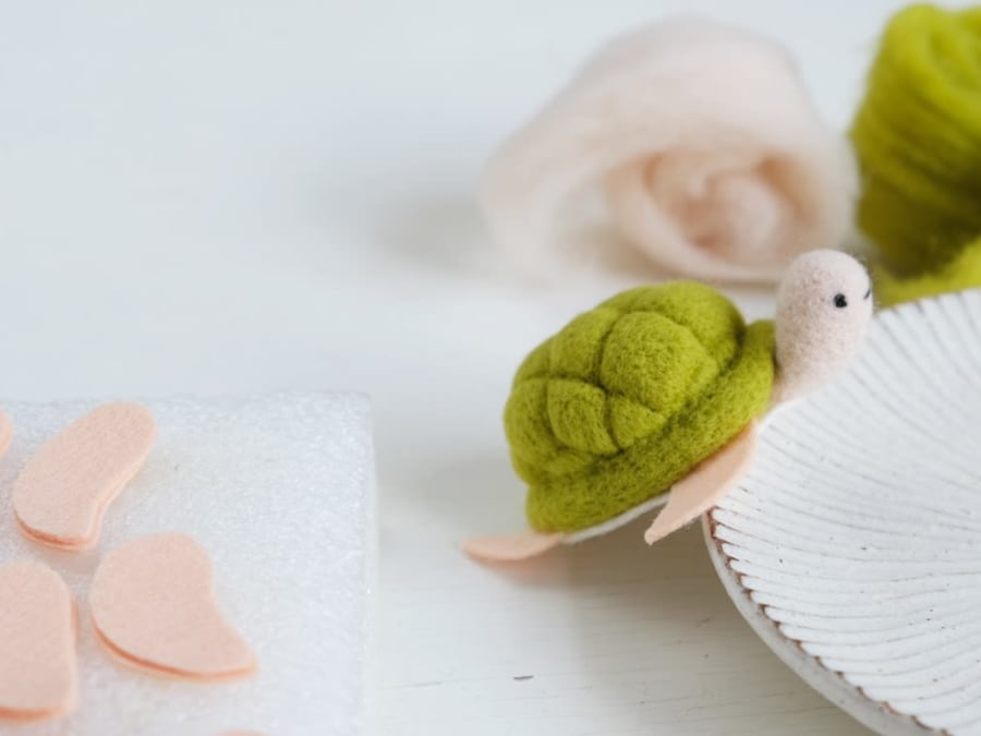 Introduction to felting workshop in Paris 11th arrondissement