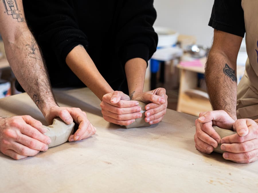 Ceramics Workshop: Make 2 Ceramic Mugs in Bordeaux (33)