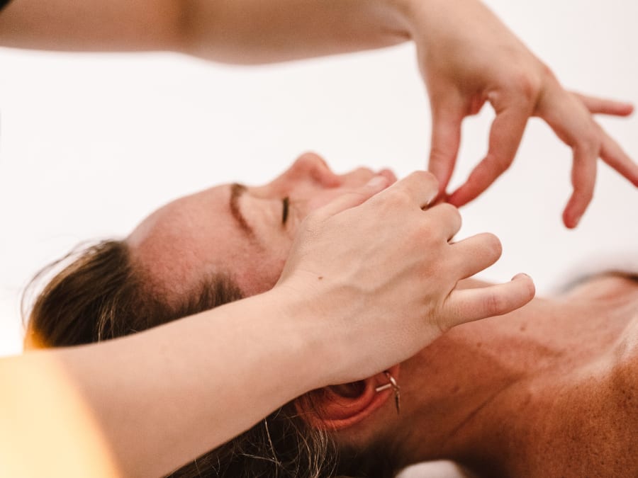 Kobido facial massage at "L'Onde Zen" in Quint-Fonsegrives