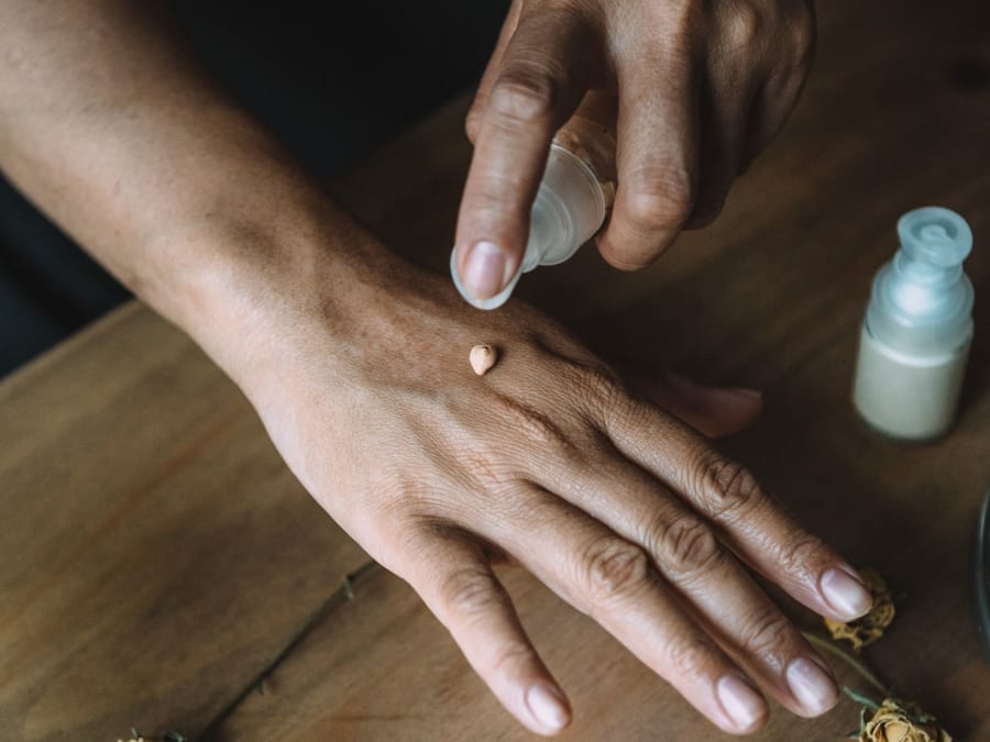 Atelier création d'une brume, huile ou crème mains à Paris 20ème