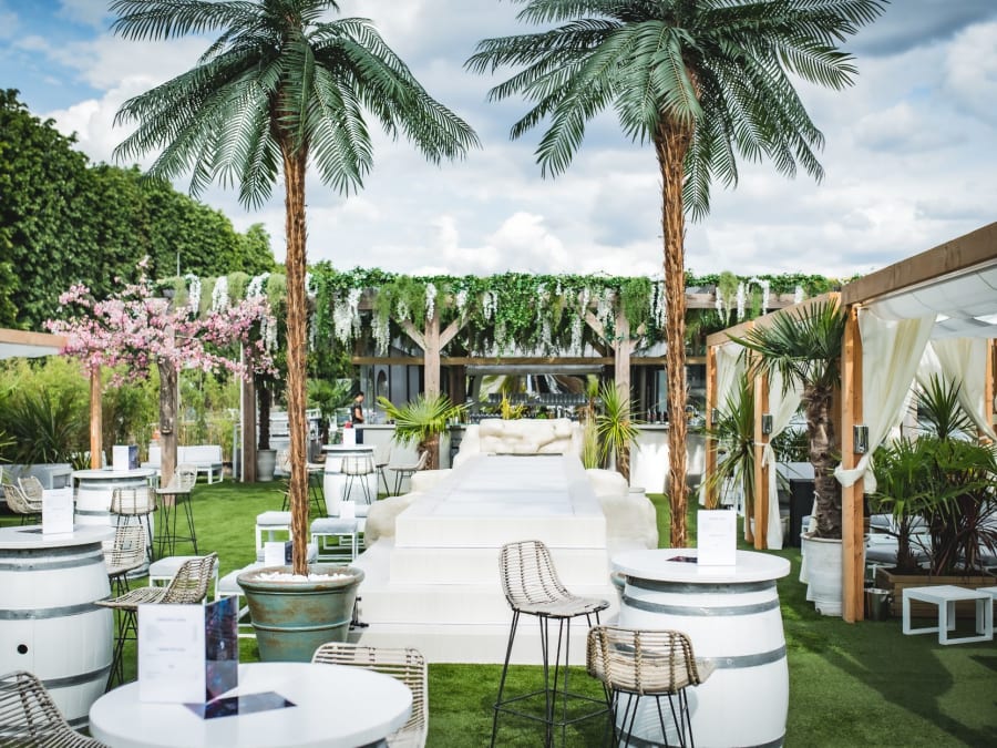 Péniche Mademoiselle Mouche à Paris 8ème