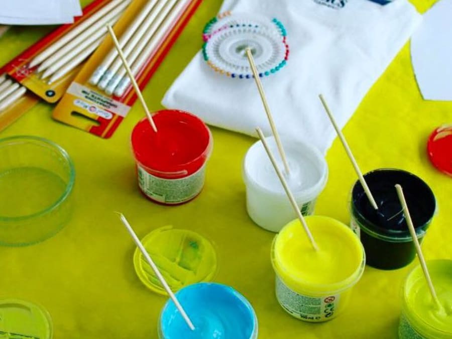 Anniversaire Minions 3 8 Ans A Domicile Funbooker