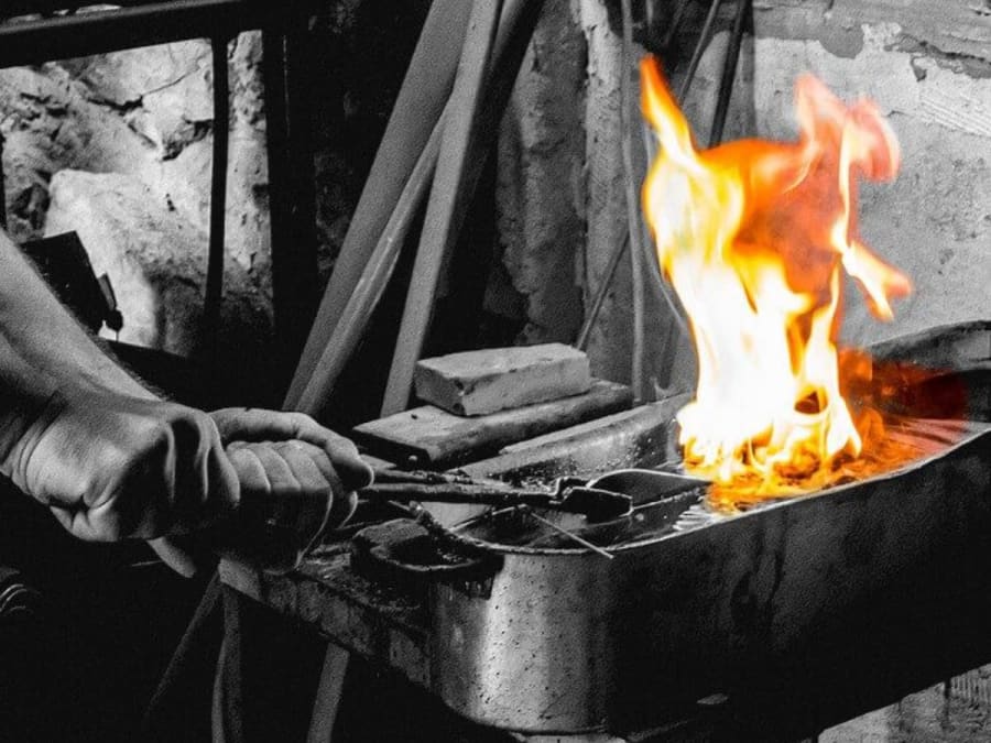 2-Day Workshop on Making a Custom Knife in Clermont (40)