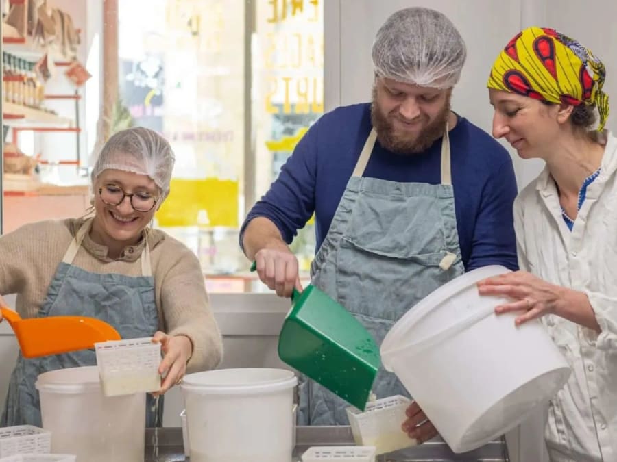 Workshop to make your own Halloumi in Bordeaux (33)