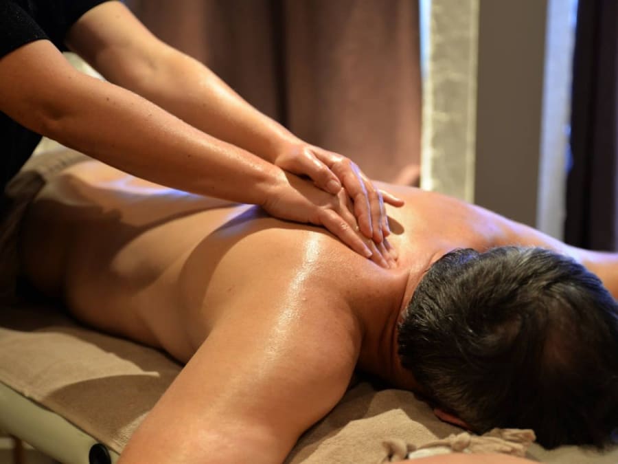 Massage du monde à Saint-Gély-Du-Fesc (34)