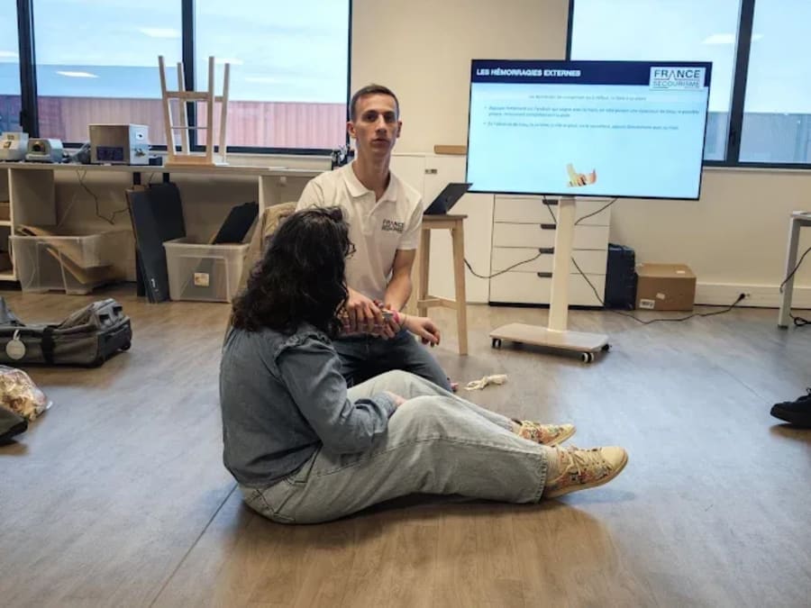 Team Building formation premiers secours en Ile-de-France 