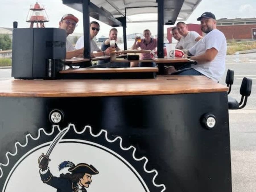 EVG/EVJF Balade en vélo-bar avec boissons à Dunkerque (59)