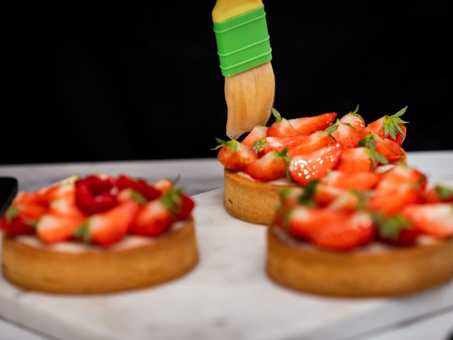 Red fruit tartlets workshop in Paris 14th arrondissement