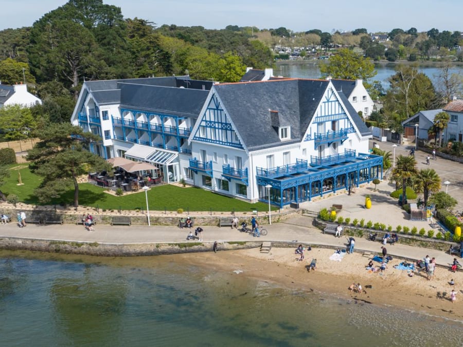 Best Western Plus, Le Roof (56)