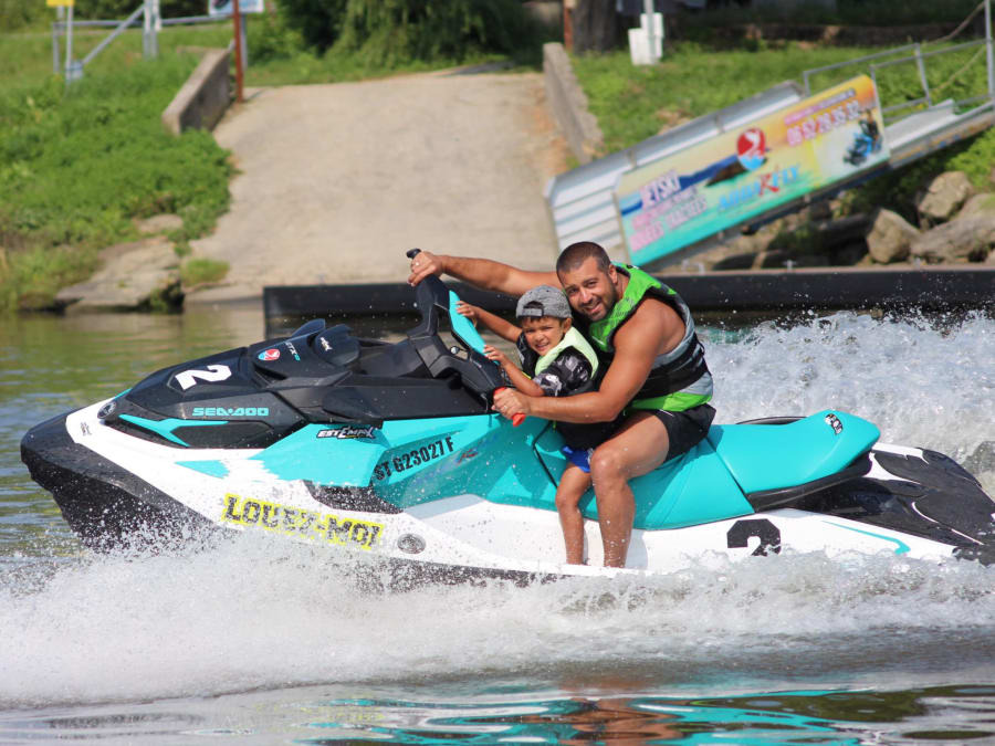 Session libre en Jet-ski à Jussy près de Metz (57)